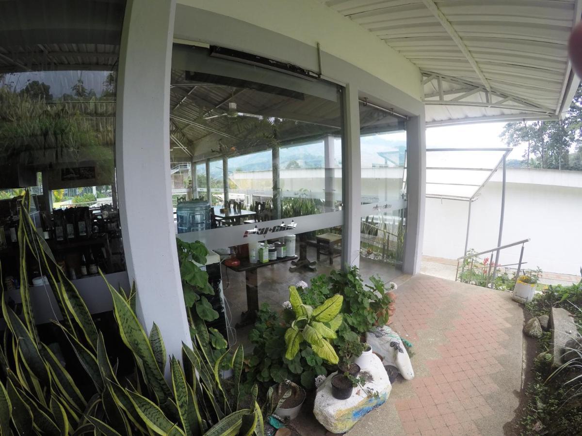 Sky Club Eco Hotel Belen de Umbria ภายนอก รูปภาพ